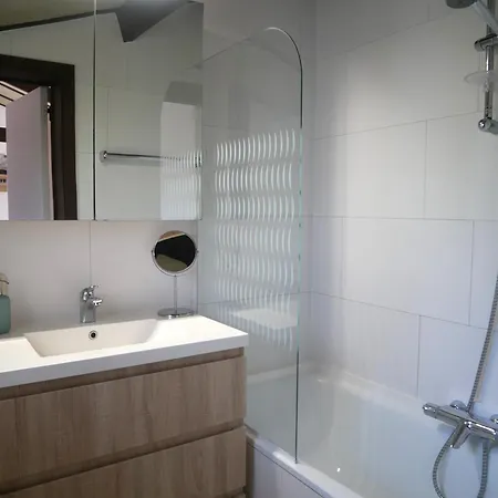 펜션 Zeepolder I 129 데한